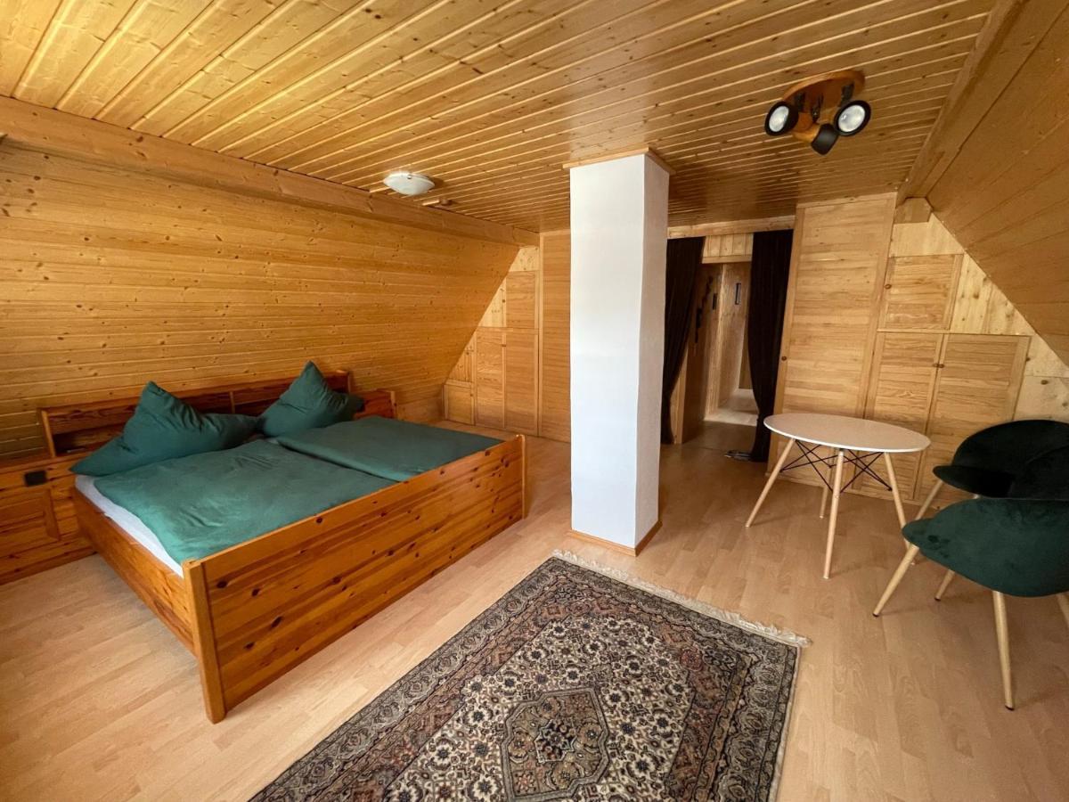 Ferienwohnung Haus Tannenzaepfle Waldachtal Exterior foto